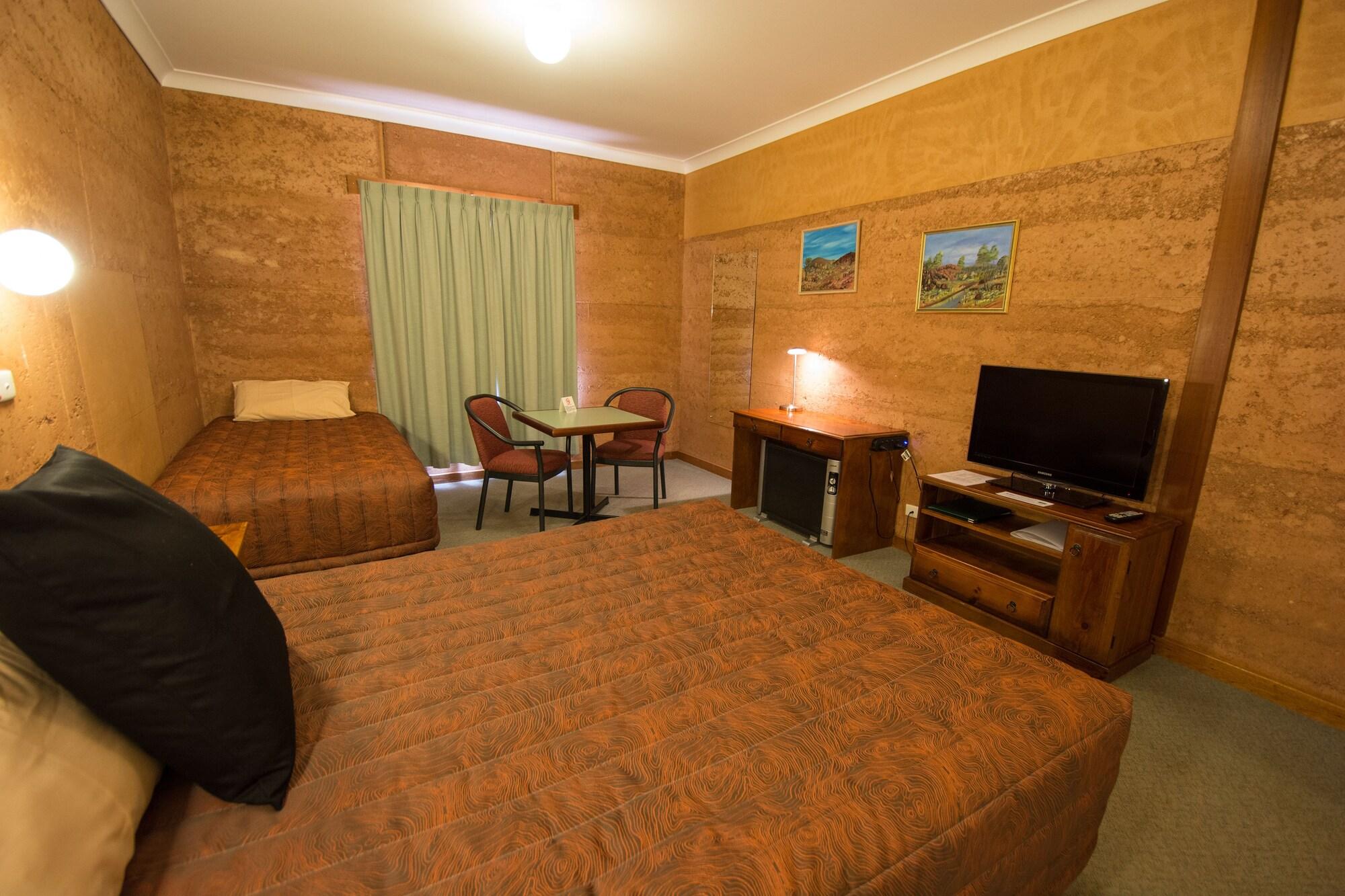 Mud Hut Motel Coober Pedy